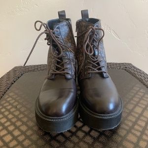 DKNY Roselyn lace up platform ankle boots size 8M